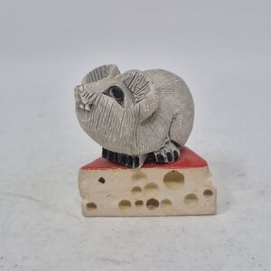 Gray Mouse On Cheese Figurine By Artesania Rinconada
